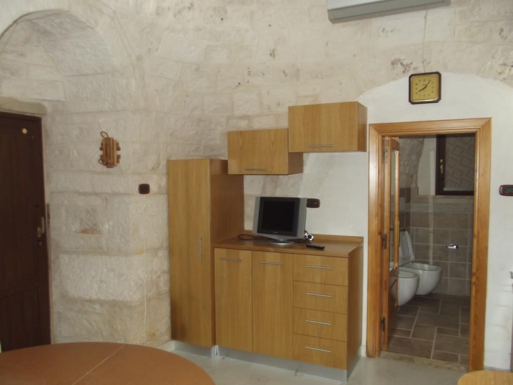 הוילה לוקורוטונדו Trulli Manuela מראה חיצוני תמונה